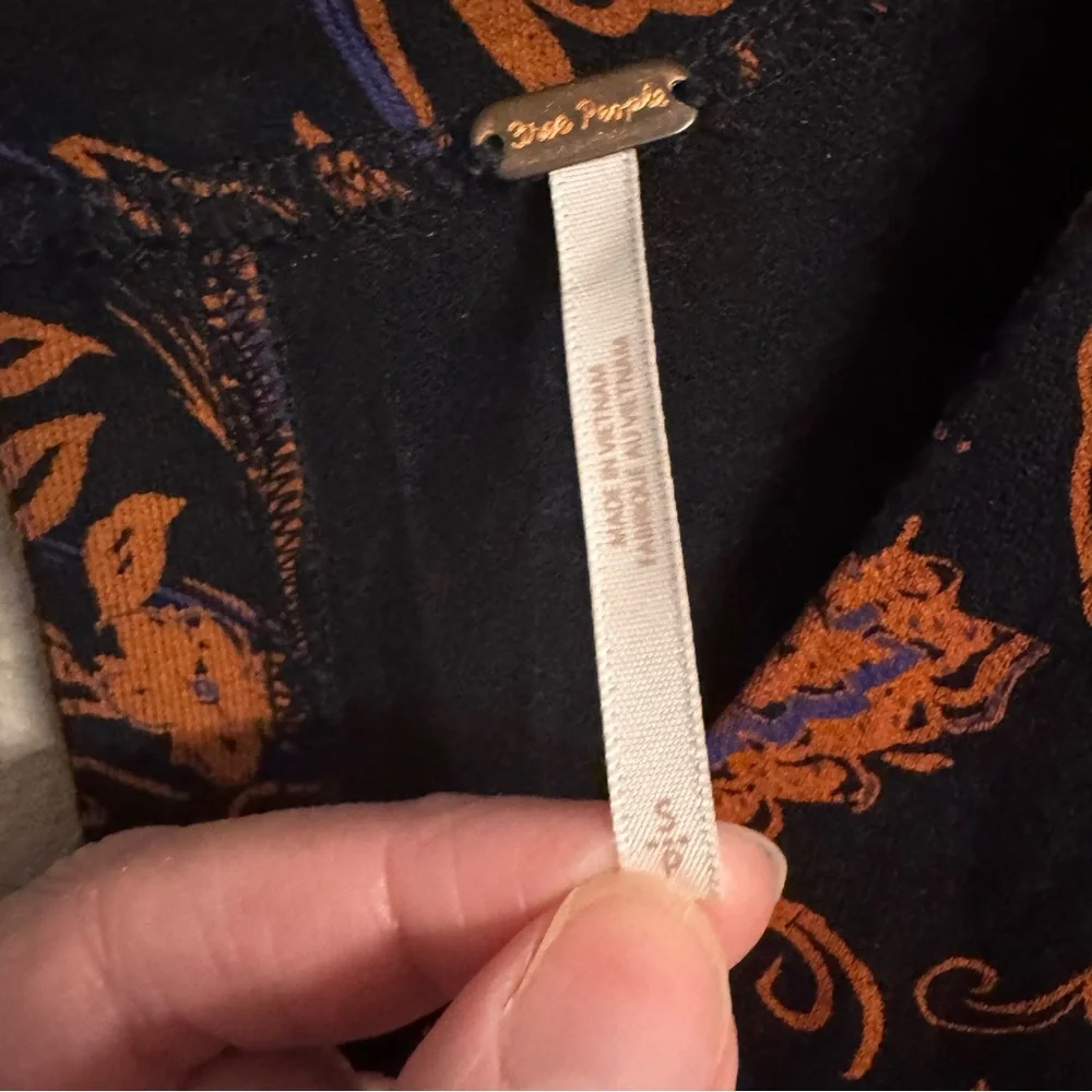 Free People elastane viscose keyhole